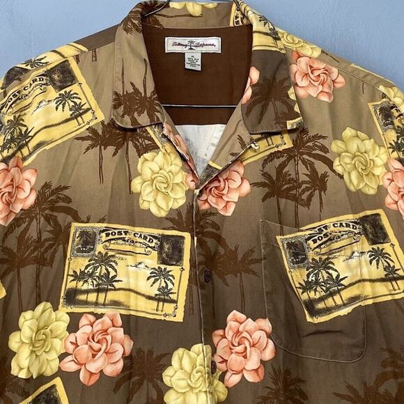 Tommy Bahama Mens Size XL Button Up Silk Hawaiian Shirt Floral Postcard Beach - Picture 3 of 11